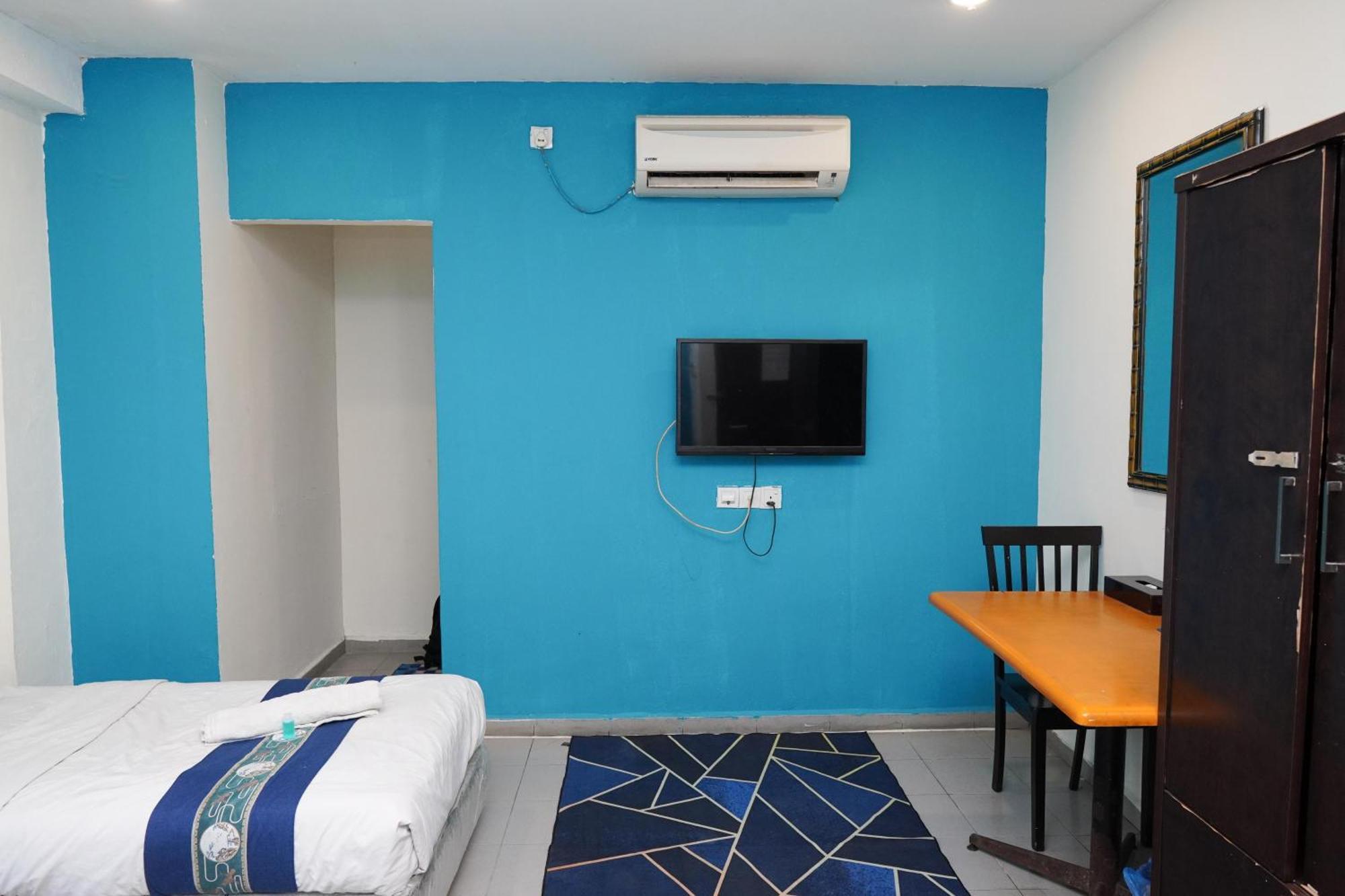 Hotel Shri Putiri Pasir Gudang Bagian luar foto