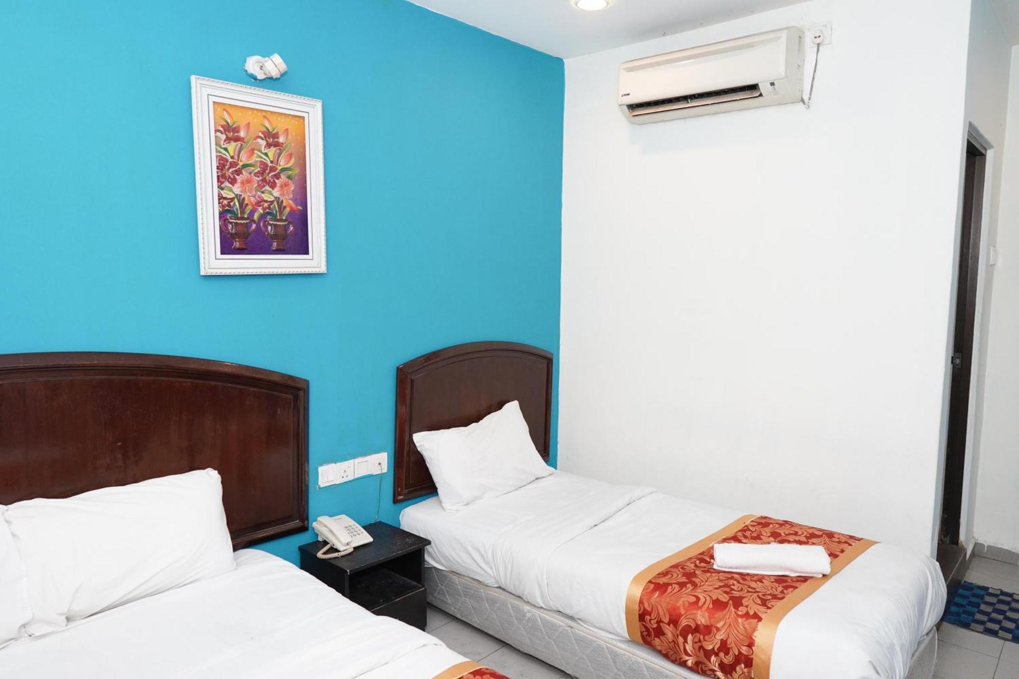 Hotel Shri Putiri Pasir Gudang Bagian luar foto